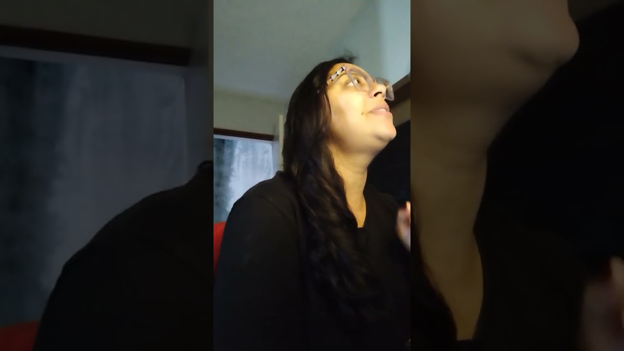5:54 da manhã e este louvor arde em meu coração pra lhe dizer que o senhor permanece fiel a você 🫵