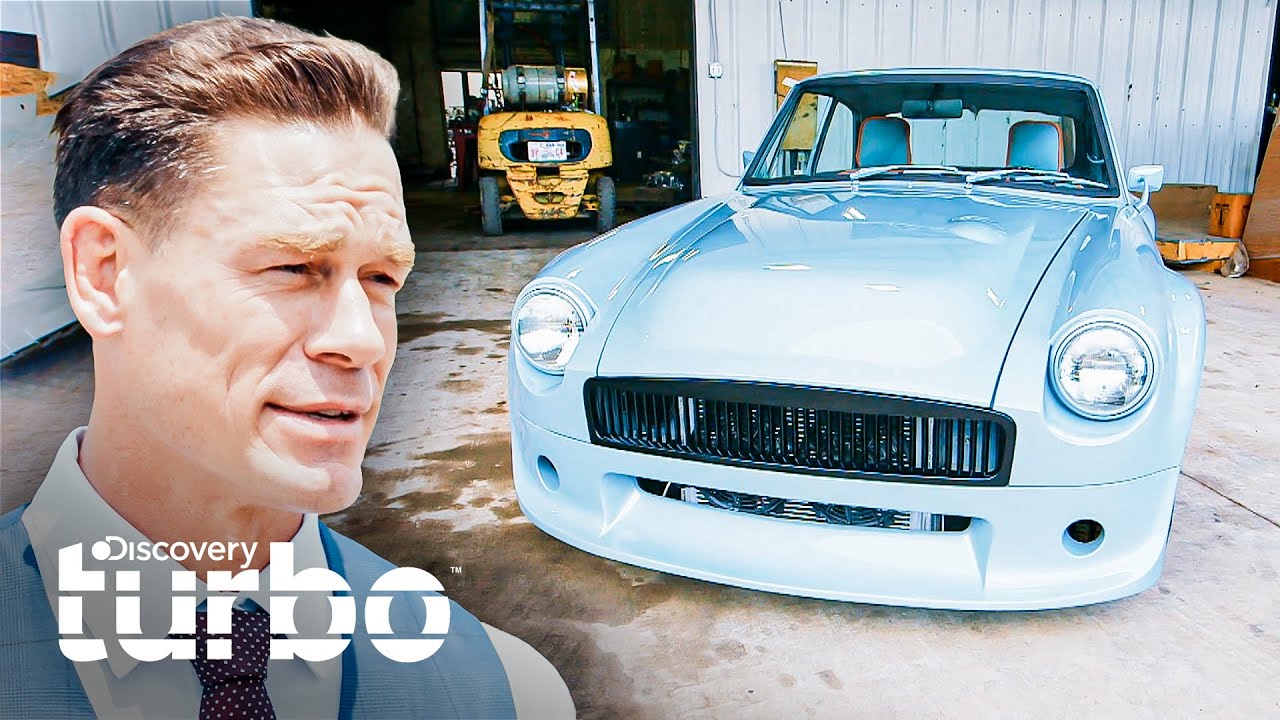 John Cena recebe ve&iacute;culo cl&aacute;ssico MG totalmente personalizado | Texas Metal | Discovery Turbo Brasil
