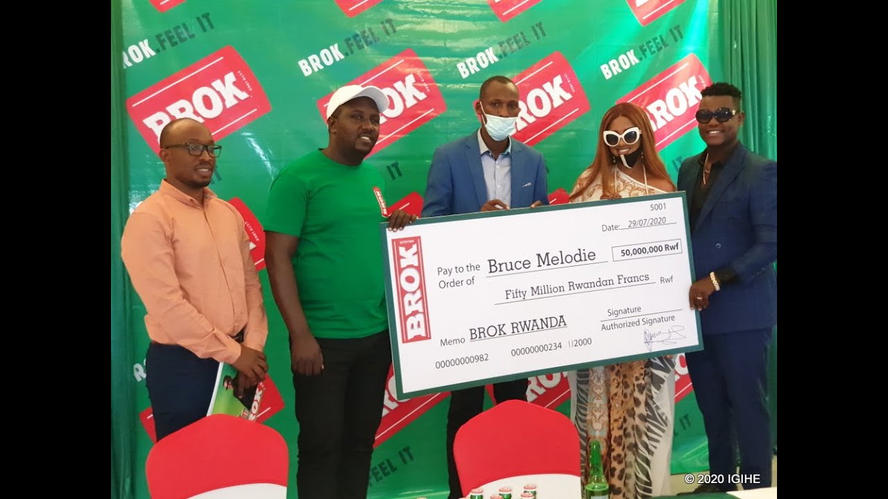 Byari ibirori ubwo Bruce Melodie yasinyaga amasezerano ya miliyoni 50|| Shaddyboo yari yamuherekeje