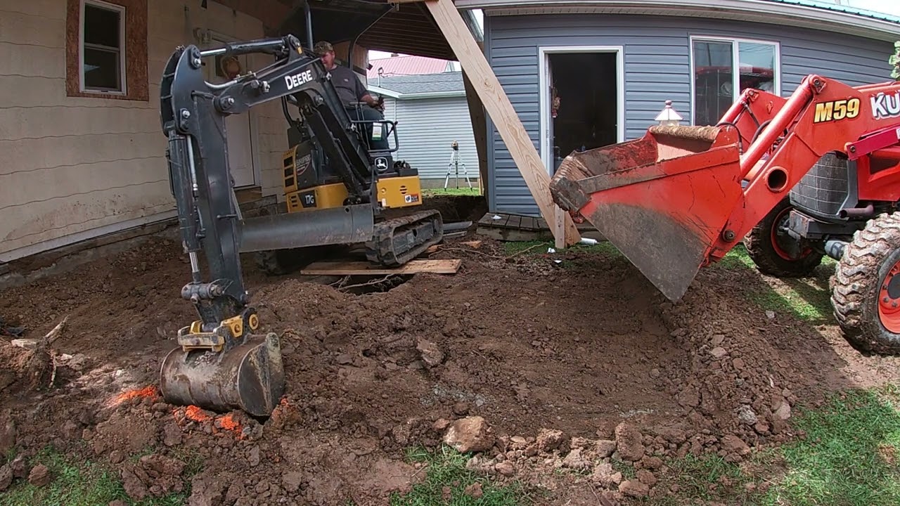 Foundation Excavation at Nan's: Kubota M59 & Deere 17G