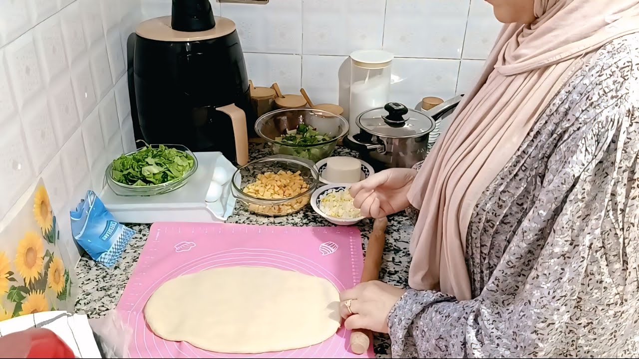 سبقت الشتاء و جيتكم بالماكلة البنينة🌧️الكوجينة فاحت بريحة الخبز😋اليوم روتين طبخ على أصوله👍🏻