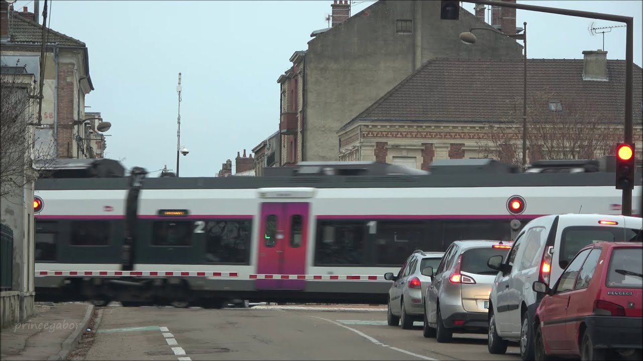 LA BOULE D'OR/TRAIN/CORADIA LINER/ROMILLY SUR SEINE/LIGNE 4