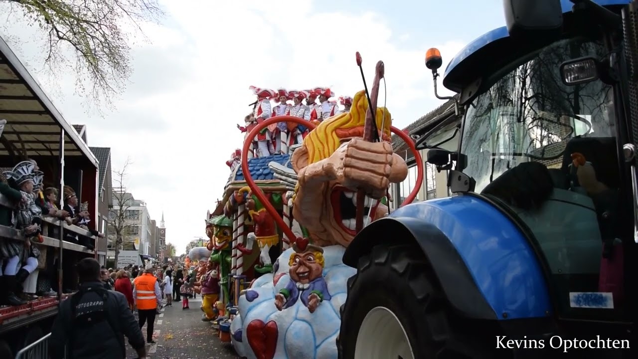 binnenkomst kv sheif a/d maas stoet Maasmechelen 2022