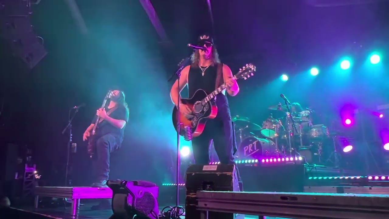 Hurt No More - Pecos and the Rooftops live from Sacramento 10/15/25