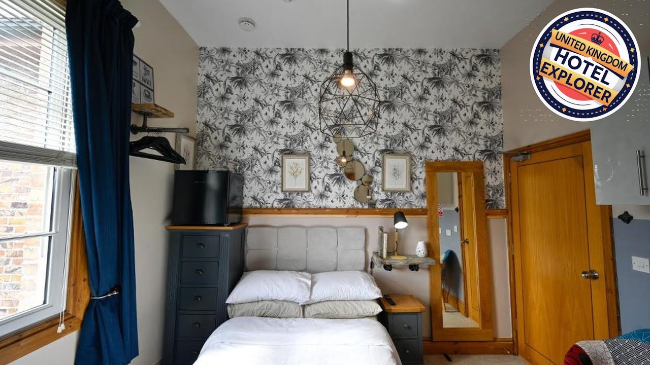 Cherry Tree Studio | Telford, United Kingdom | Hotel Review 🛏️