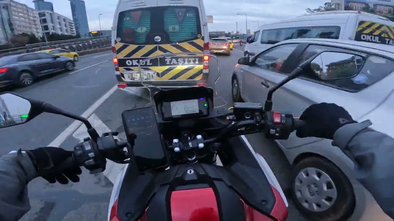 HONDA NC750X DCT - yoğun trafikte 💨