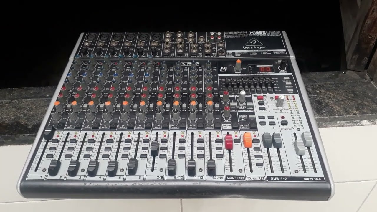Behringer X1832USB Como equalizar corretamente