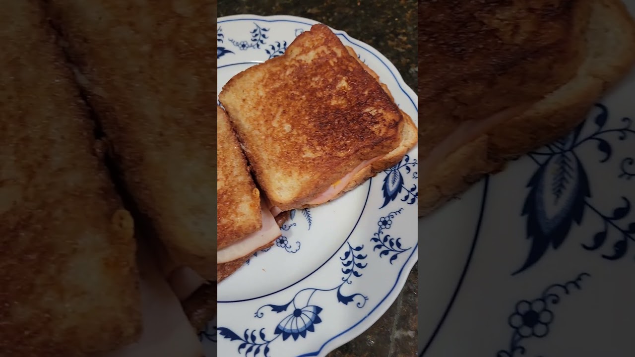Grilled cheese with tomato soup for dinner. 
