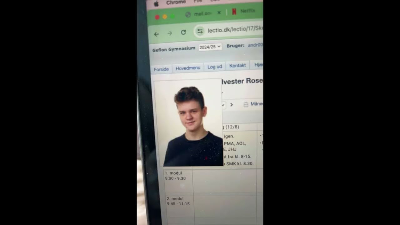 Fredoxdk permban │Face reveal │ Ligner jeg peter griffin?│ Freakyville prison│ Freakyville vagtkills