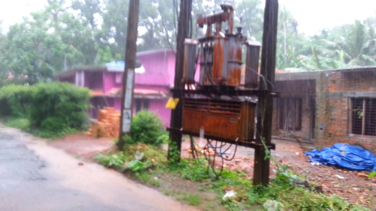 Rain in kerala village Vallikunnam.. Alappuzha district