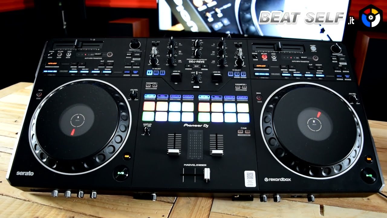 Pioneer DDJ REV5 - Unboxing