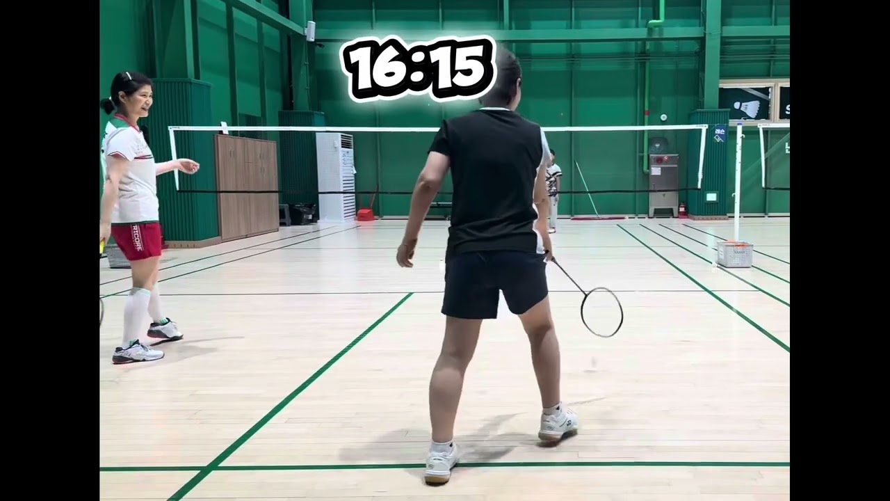 여성 배드민턴 A조VS 꼬맹이들