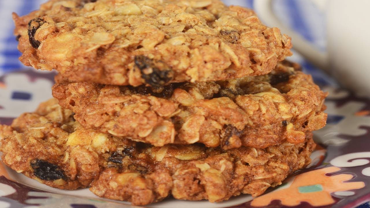 Oatmeal Cookies Recipe Demonstration - Joyofbaking.com
