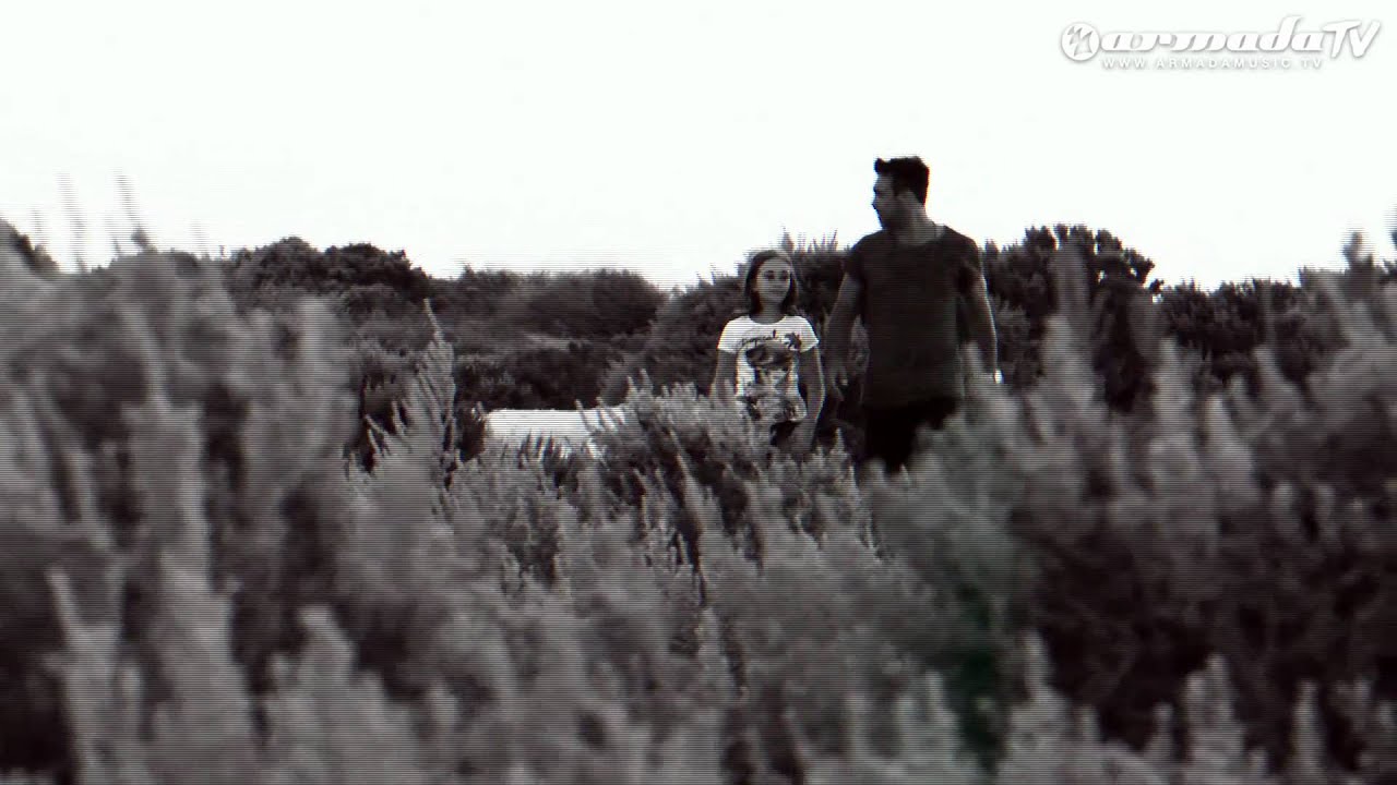 Tenishia - Point Of No Return (Official Music Video)