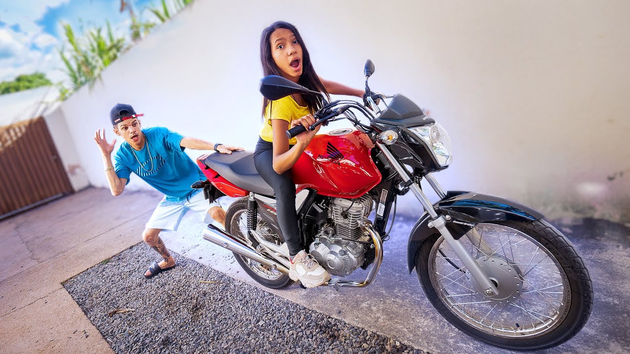 MINHA FILHA APRENDEU ANDAR SOZINHA DE MOTO