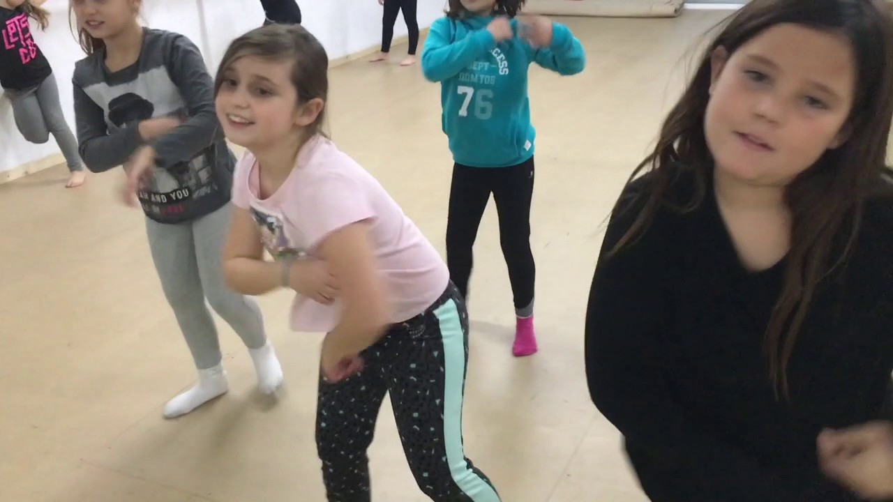 Flashmob Navidad Gim Vanes Sport St. Coloma