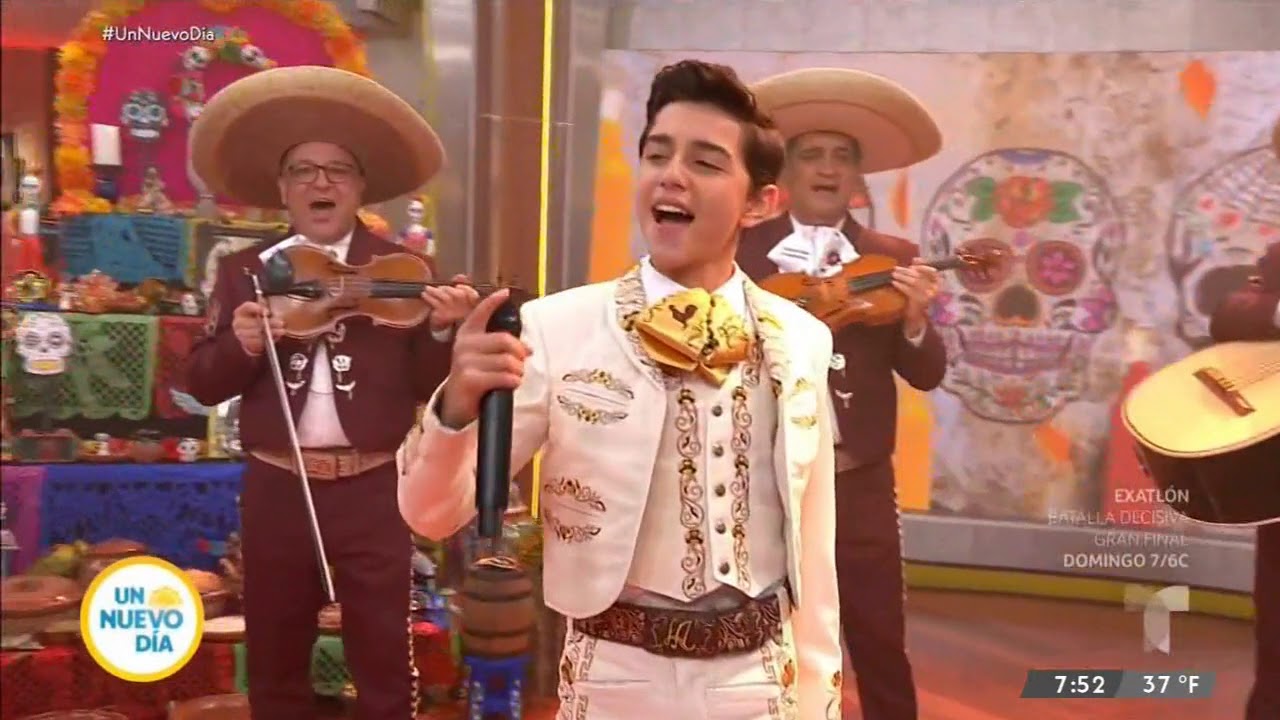 El Aventurero   (cover )... El Gallito de ORo ....