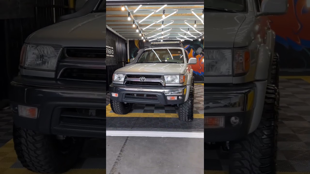 Hilux SW4 japonesa preparada! Snorkel e bagageiros da T2 Prepara&ccedil;&atilde;o 4x4.
