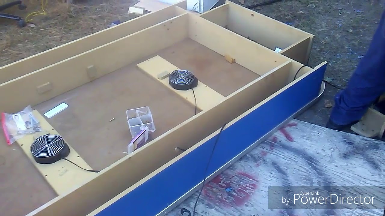 Air Hockey Table