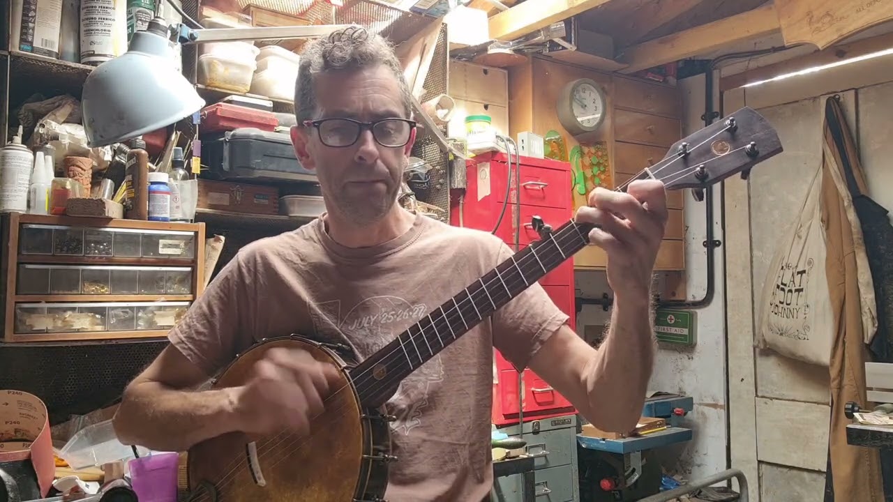 The Man Who Sold The World. David Bowie Banjo