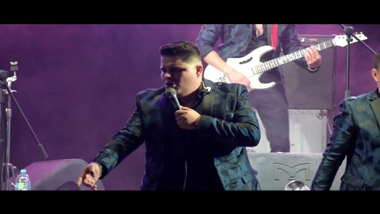 Bola De Cristal (En Vivo Rodeo Texcoco 2021)-Pequeños Musical