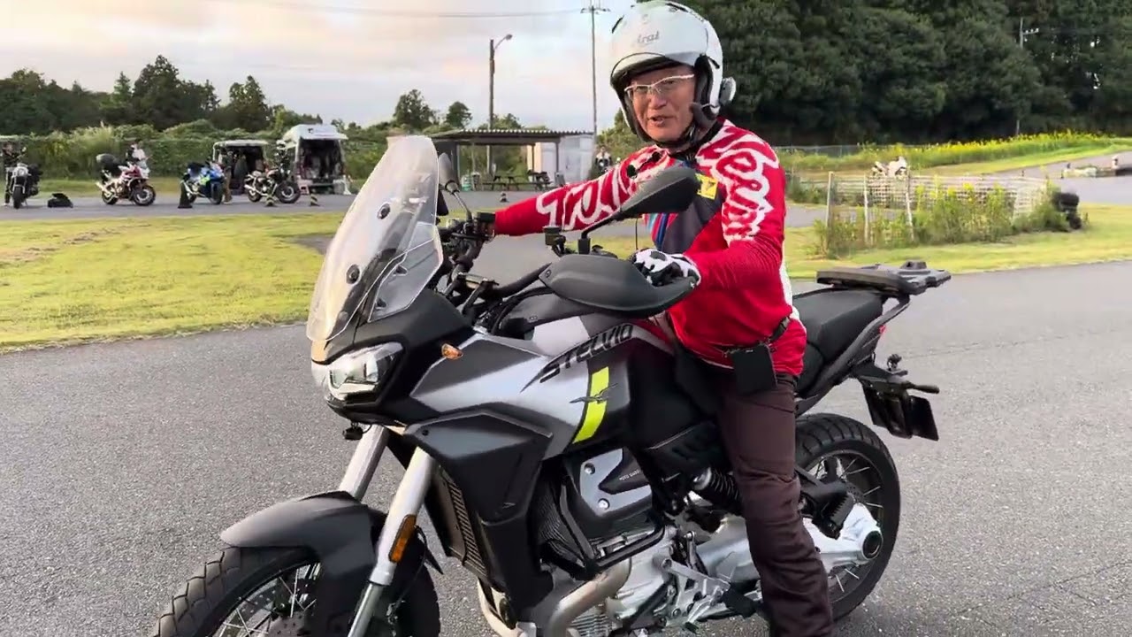 MOTO GUZZI   Stelio ステルビオ　2025