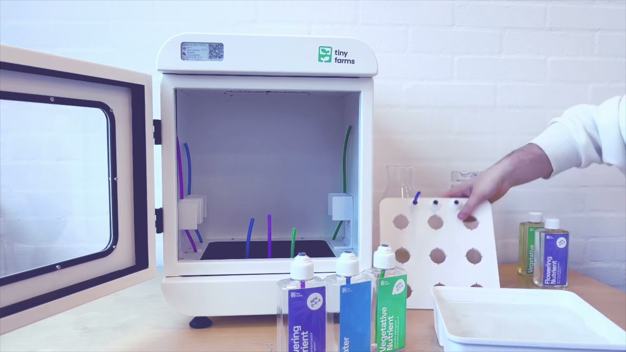 Tinyfarm &ndash; Preparing the reservoir and nutrients 💧