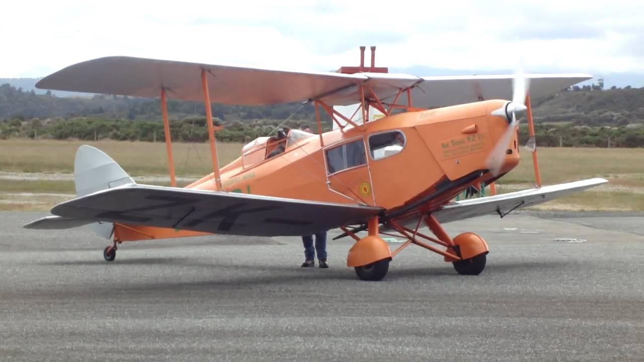 DH 83 Fox Moth ZK-ADI 1.MP4