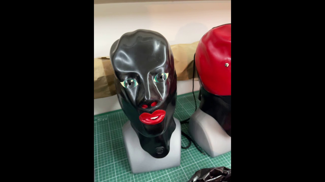 Rubbers Finest Berlin @ Demask Berlin Heavy Rubber Latex Sch&ouml;neberg Part 1.