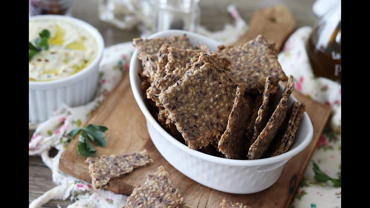 Crackers ai semi senza glutine, senza amidi, senza lievito