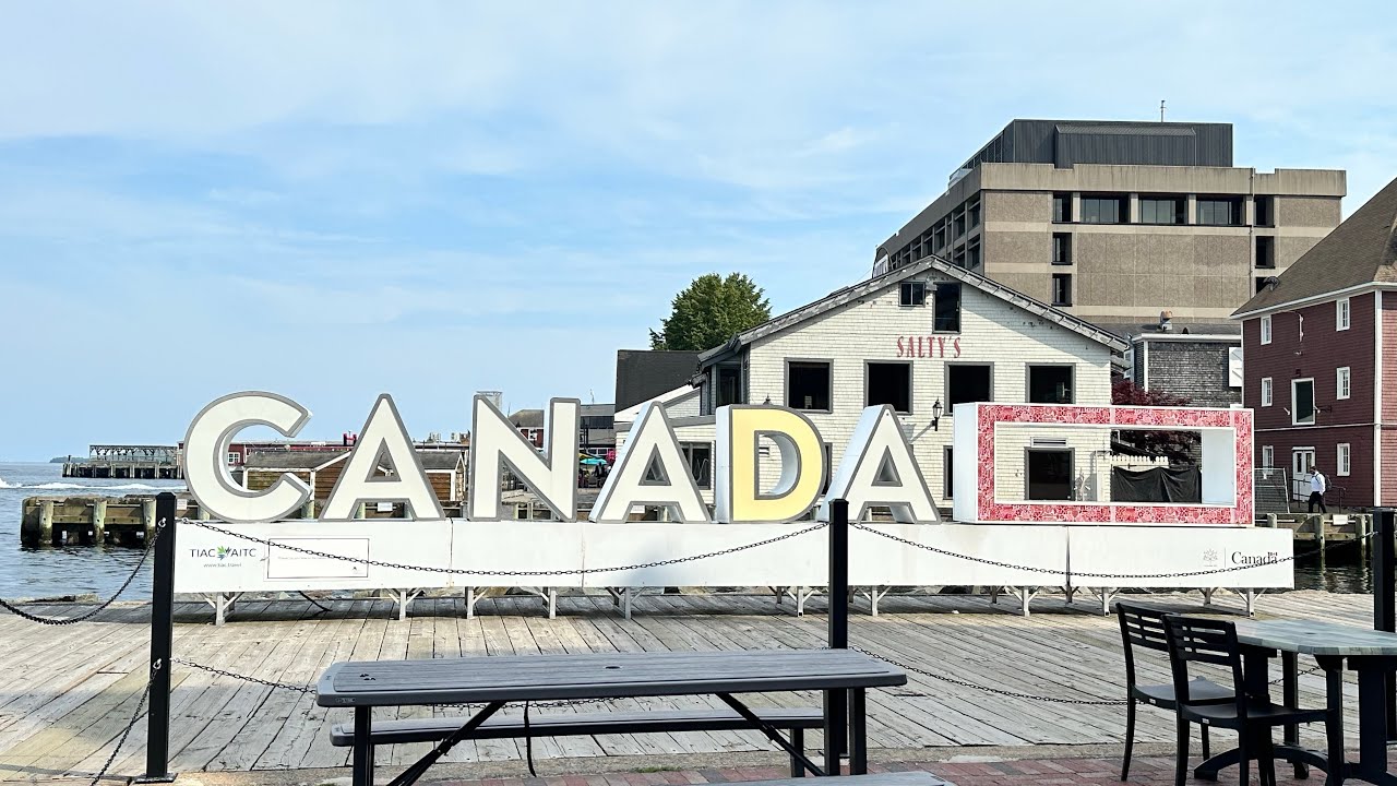 TRAVEL VLOG #3 : Left my heart in Nova Scotia    