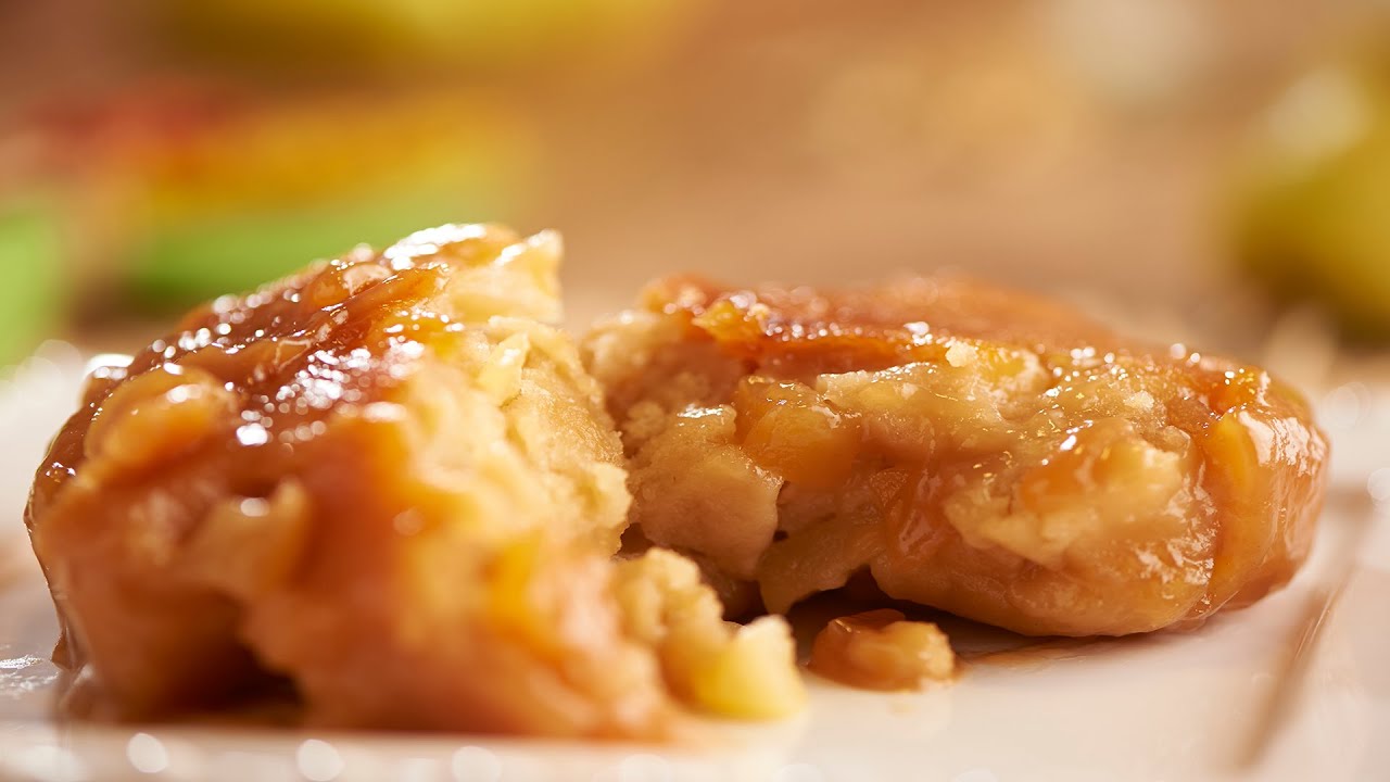 How to Make Slow Cooker Autumn Spoon Cake