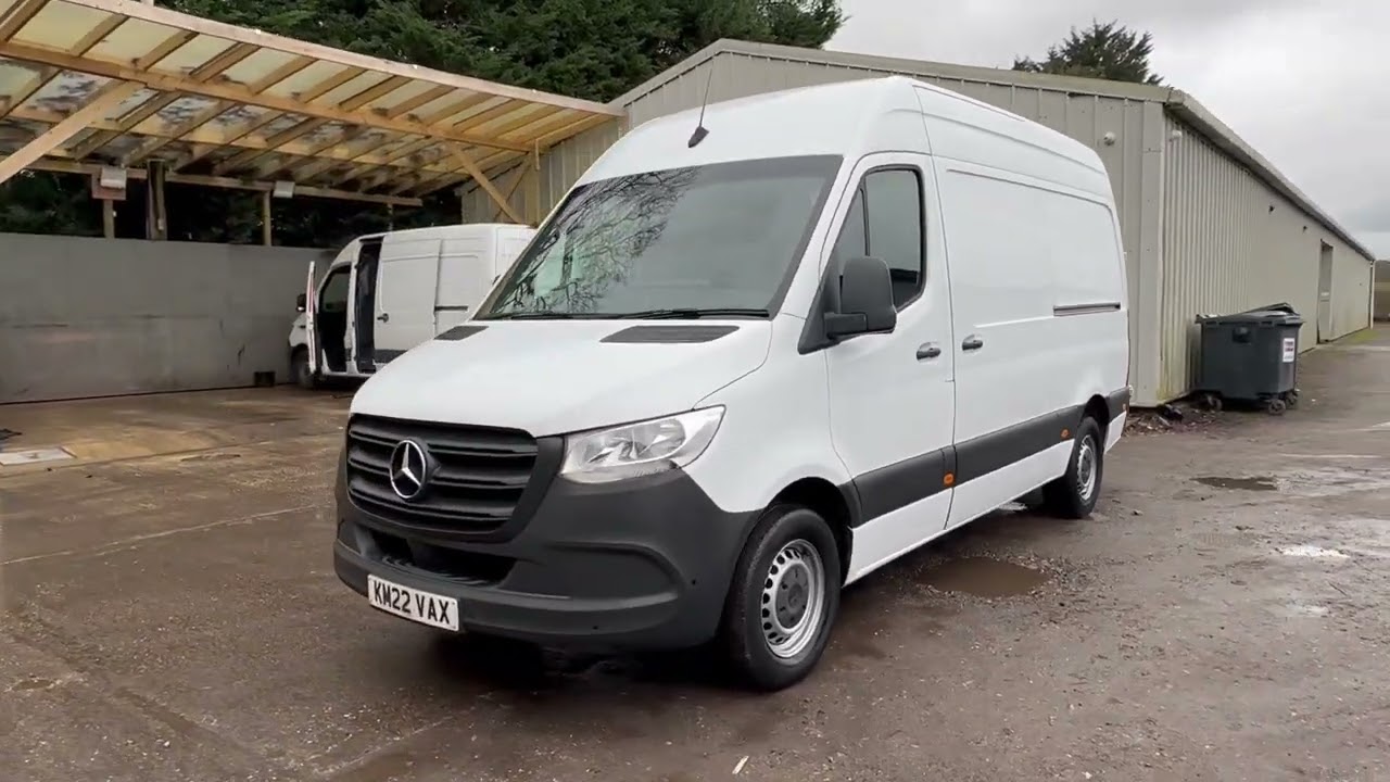 Mercedes-Benz Sprinter 2.0 315 CDI Progressive RWD L2 H2 Euro 6 (s/s) 5dr KM22VAX