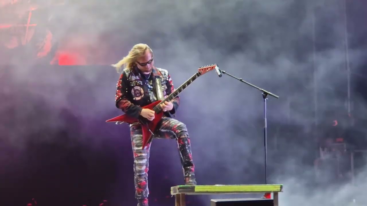 BEAST IN BLACK Blind & frozen  Live at Leyendas Del Rock Festival 09.08.25