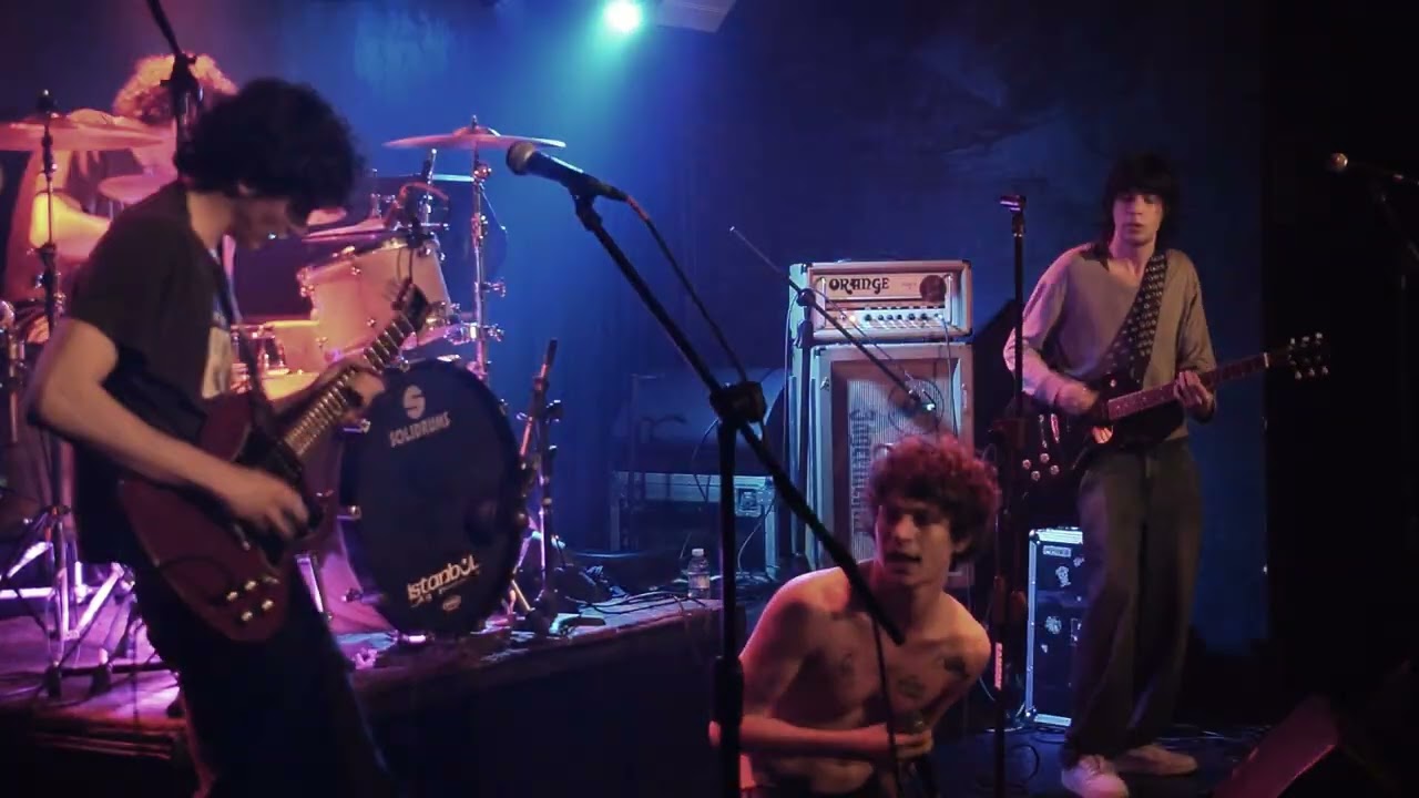 ANIVERSARIO 19 MAKENA - LA GRECIA - Quieren Rock