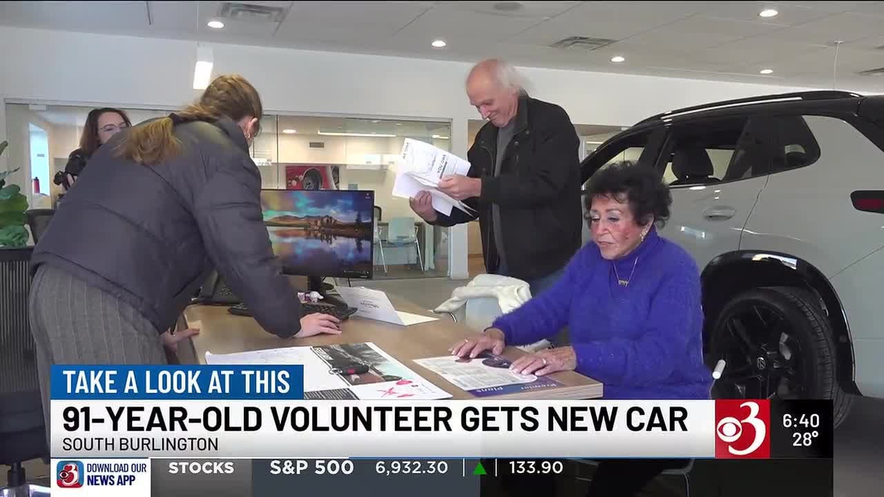 91-year-old volunteer gets new yellow VW Bug to keep serving community