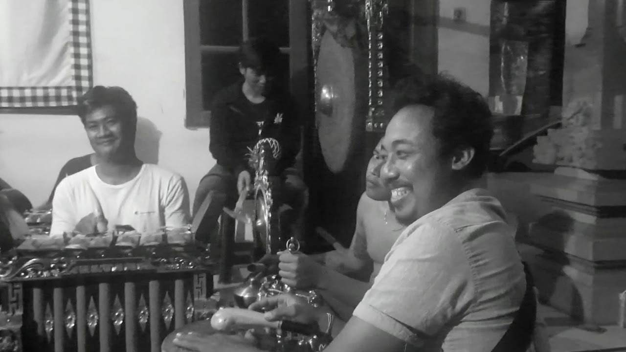 Putri Cening Ayu (Semara Pagulingan )