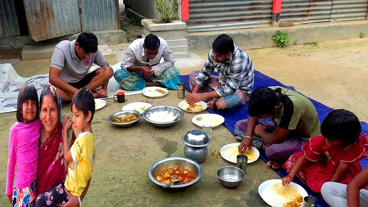 আজকে সবাইকে নিমন্ত্রন খাওয়ালাম😘💕কত কিছু রান্না করলাম