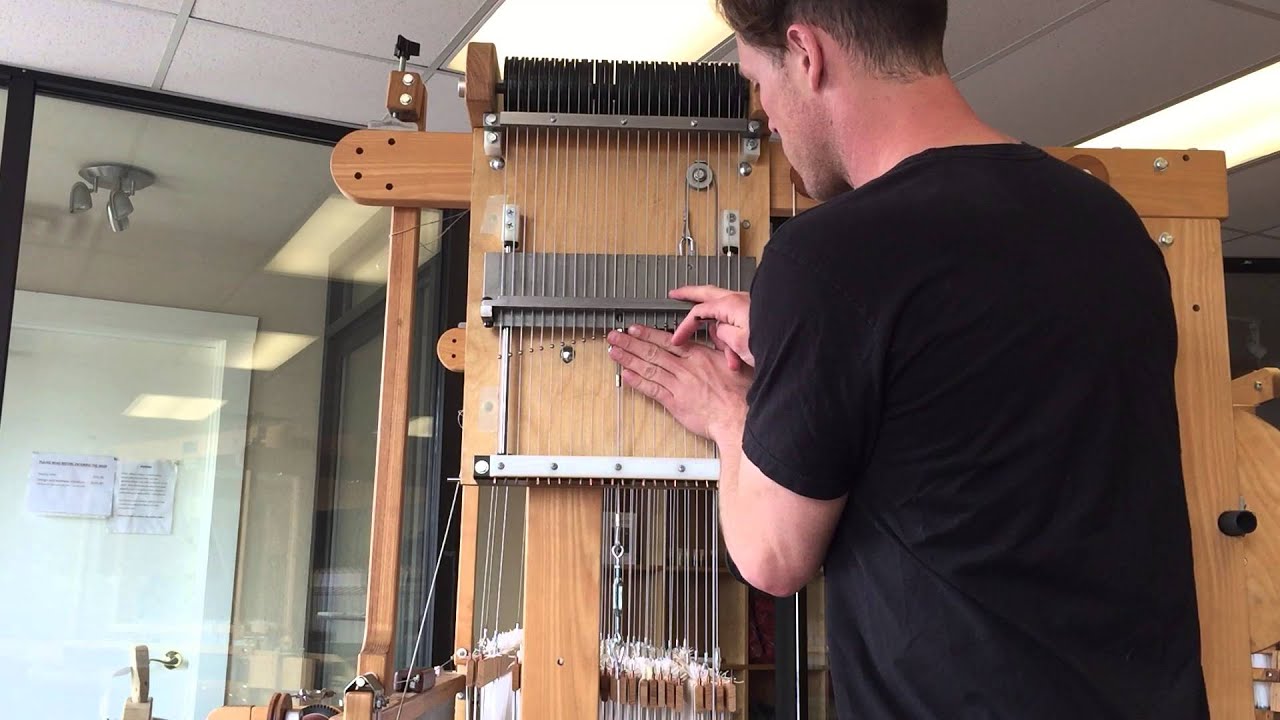 Raising heddles (for threading) on Negative Dobby loom