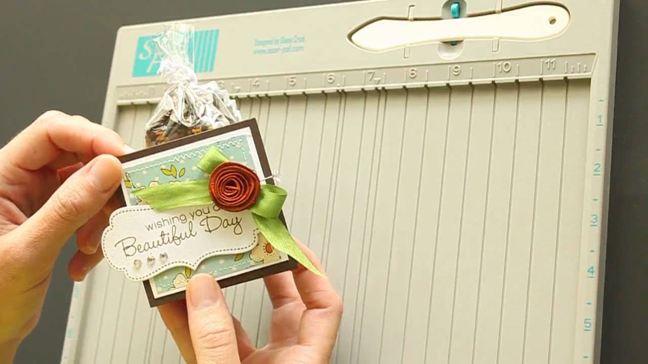 Cammie's Triangle Treat Box