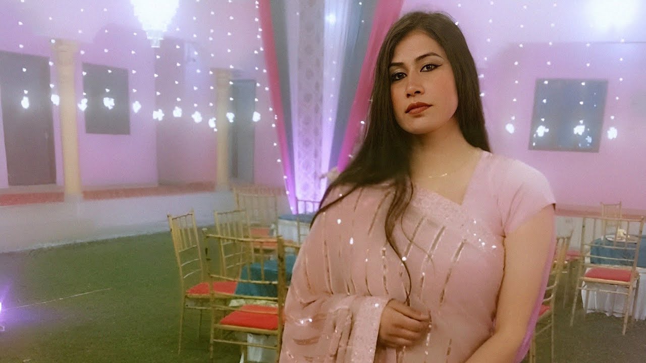hello doston good after noon like subscribe jaroor karna sab plzzzz