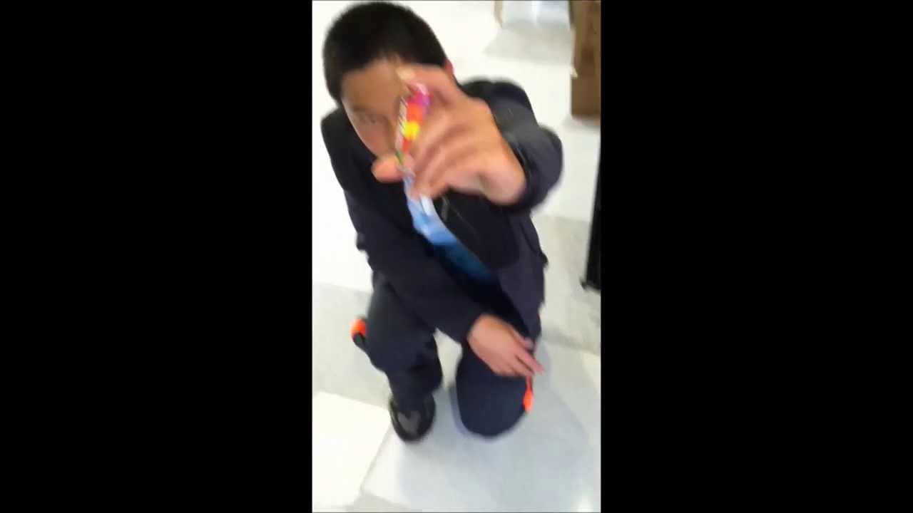 How to Use a Vending Machine ( Spanish Version)