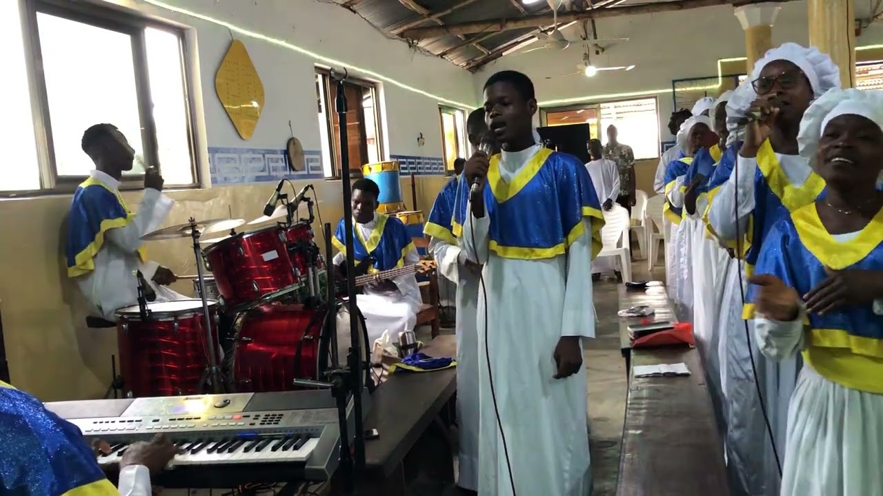 Le sang 🩸 précieux de notre Seigneur Jesus…🥳😇🥰🎺🎸🎹🙏
