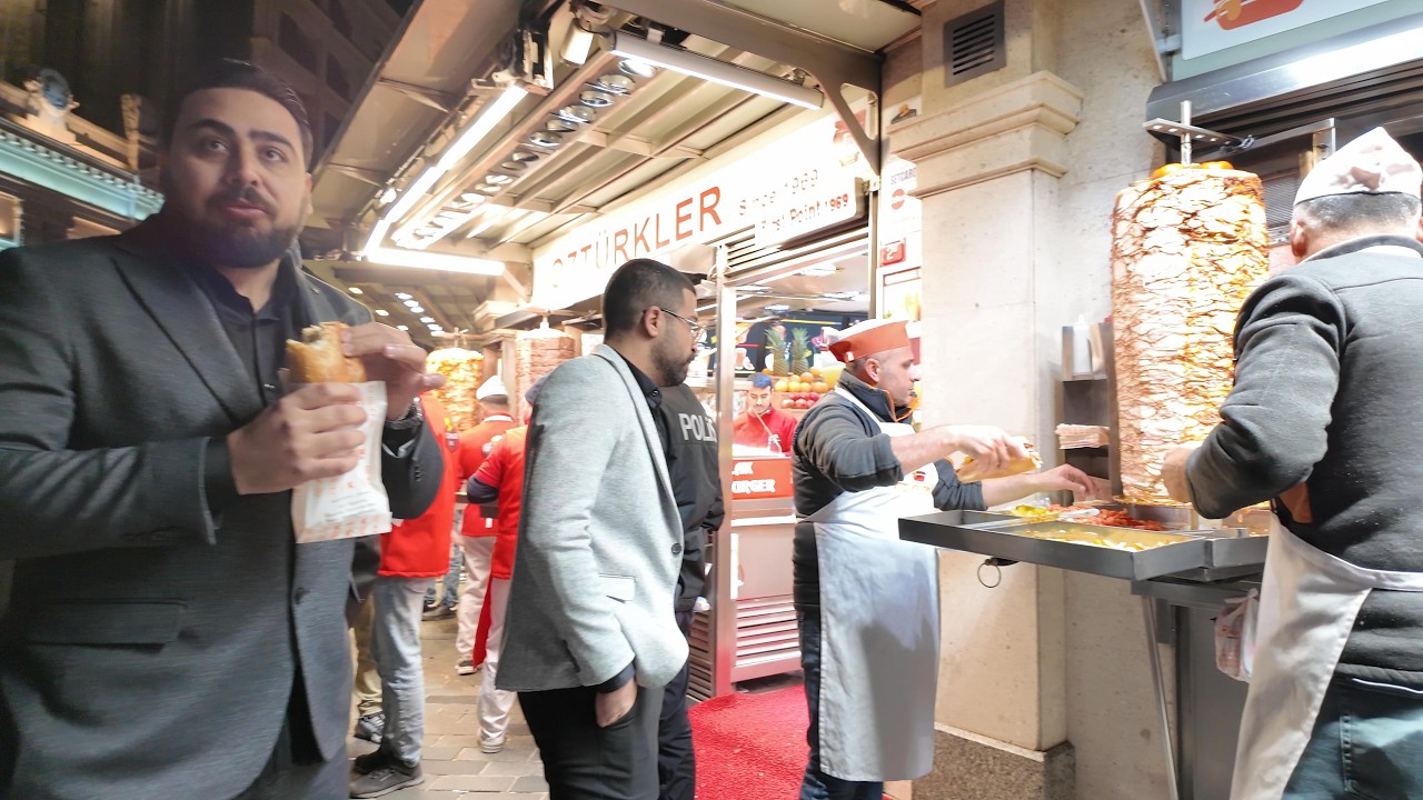 New Year’s Eve Walking in Taksim 4K 🇹🇷 | Christmas Lights, Fireworks & Istanbul at Night