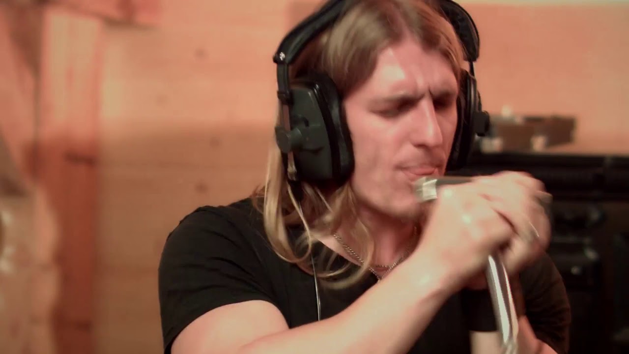 Dont Quit me Baby - Dani Wilde (Feat. Will Wilde on Harmonica)