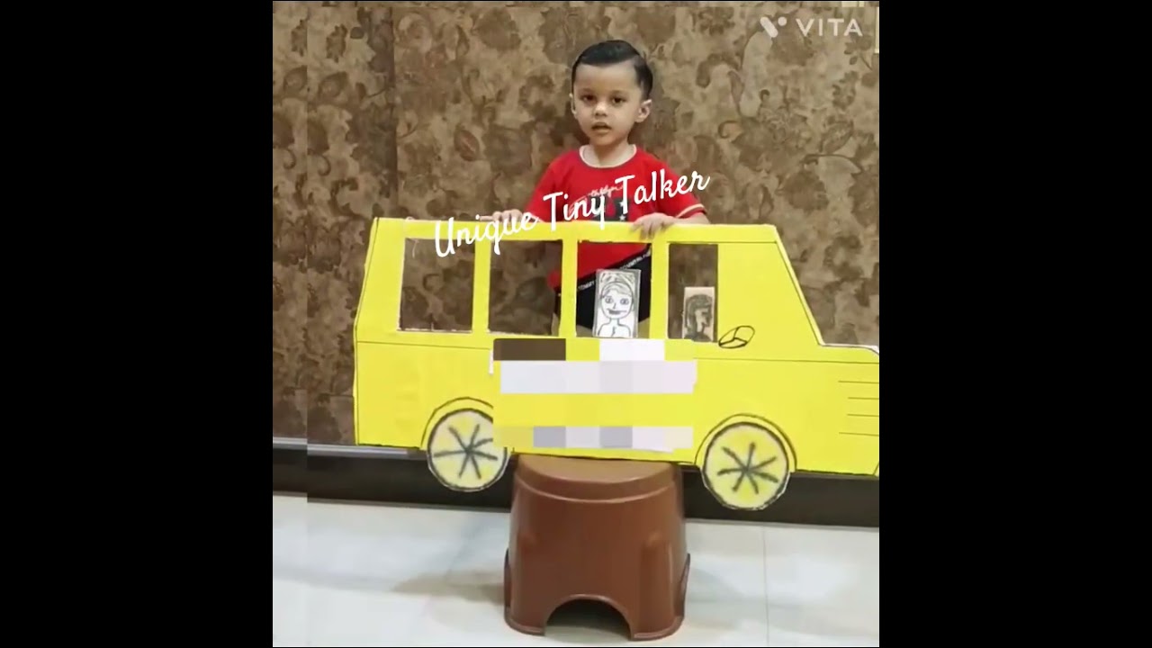 1. “My yellow bus,my happy ride!” 