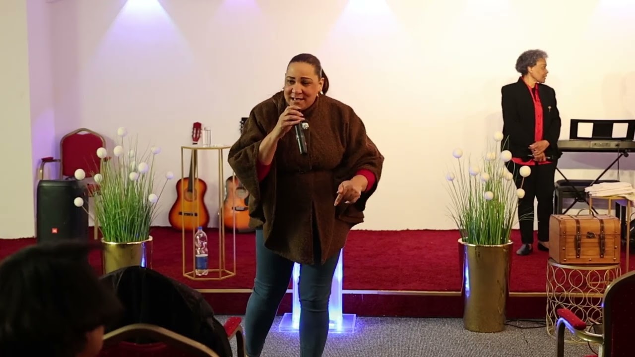 Pastora Kirsys Brown - Reunion de Matrimonios