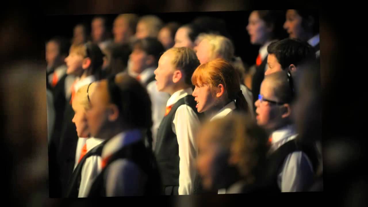 Hywel Girls' Choir & Hywel Boy Singers - 