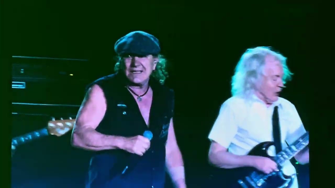 ACDC - Dirty Deeds Done Dirt Cheap - Santiago, Chile 11.03.2026