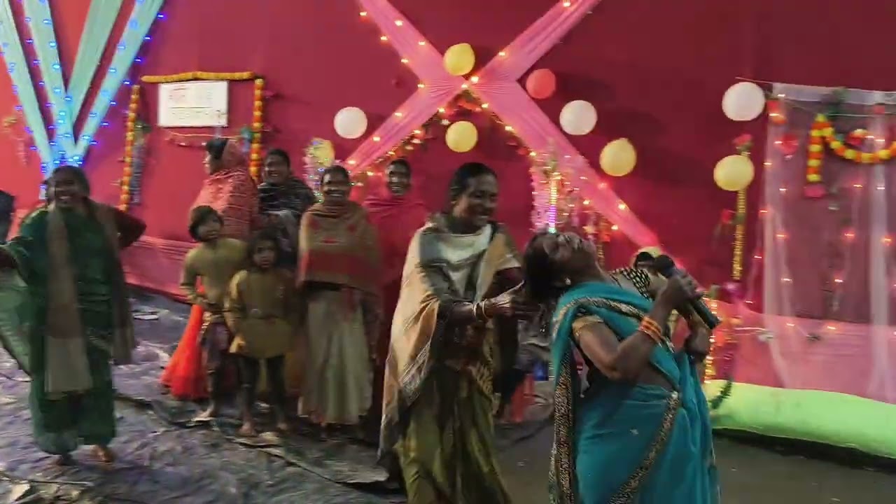 Dadi ko  bohle baba ke parti sardha  dikhati hue#jay #bholenath ssp gangania 